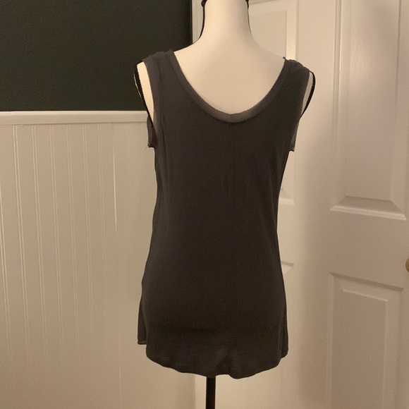 Tank - Picture 3 of 7